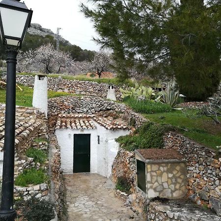 PegalajarCueva El Madrono别墅 外观 照片